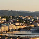 Seatrieste Apartament
